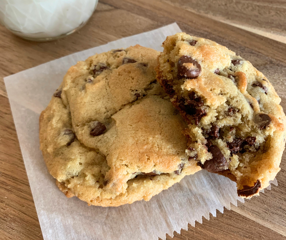 The Best Soft and Gooey Chocolate Chip Cookies